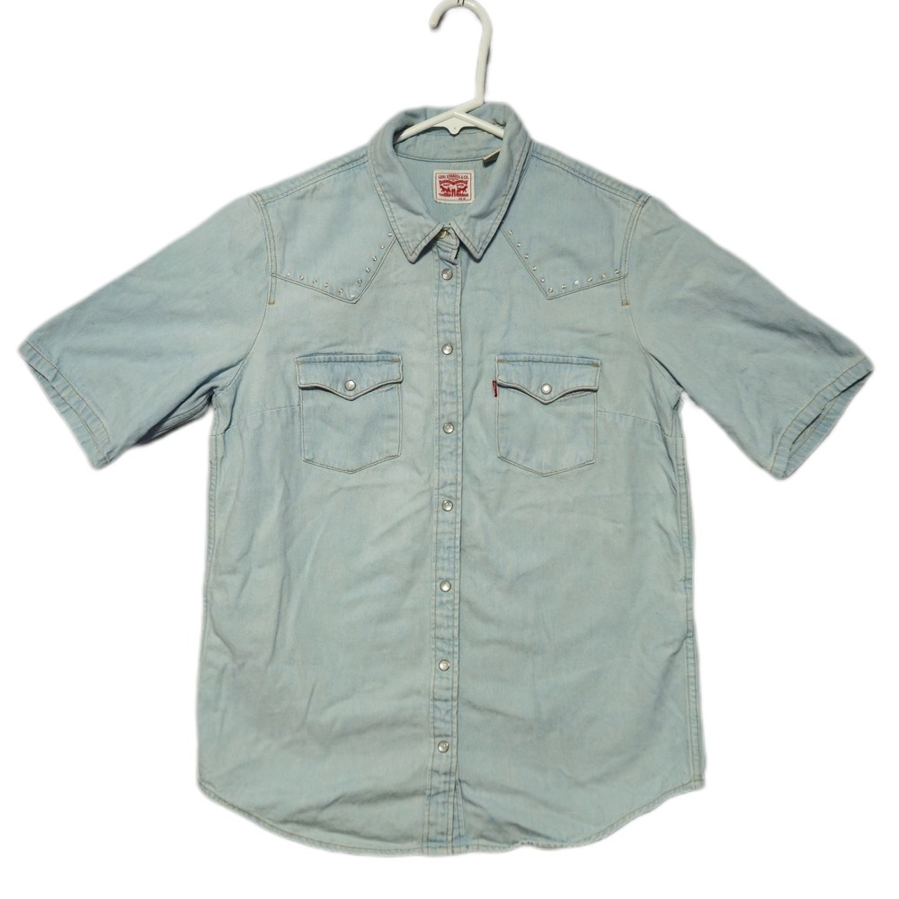 Levis Western Shirt Womens Medium Light Wash Denim Studded Pearl Snap Shirt